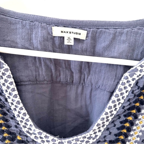 Max Studio Blue Embroidered Boho Peasant Top 3/4 Sleeve - Picture 4 of 9